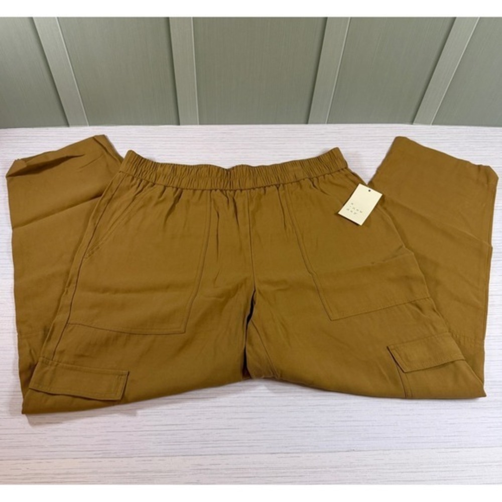 A New Day Womens Large High-Rise Cargo Pants Tan Brown Elastic Waist NWT NEW - Picture 4 of 10